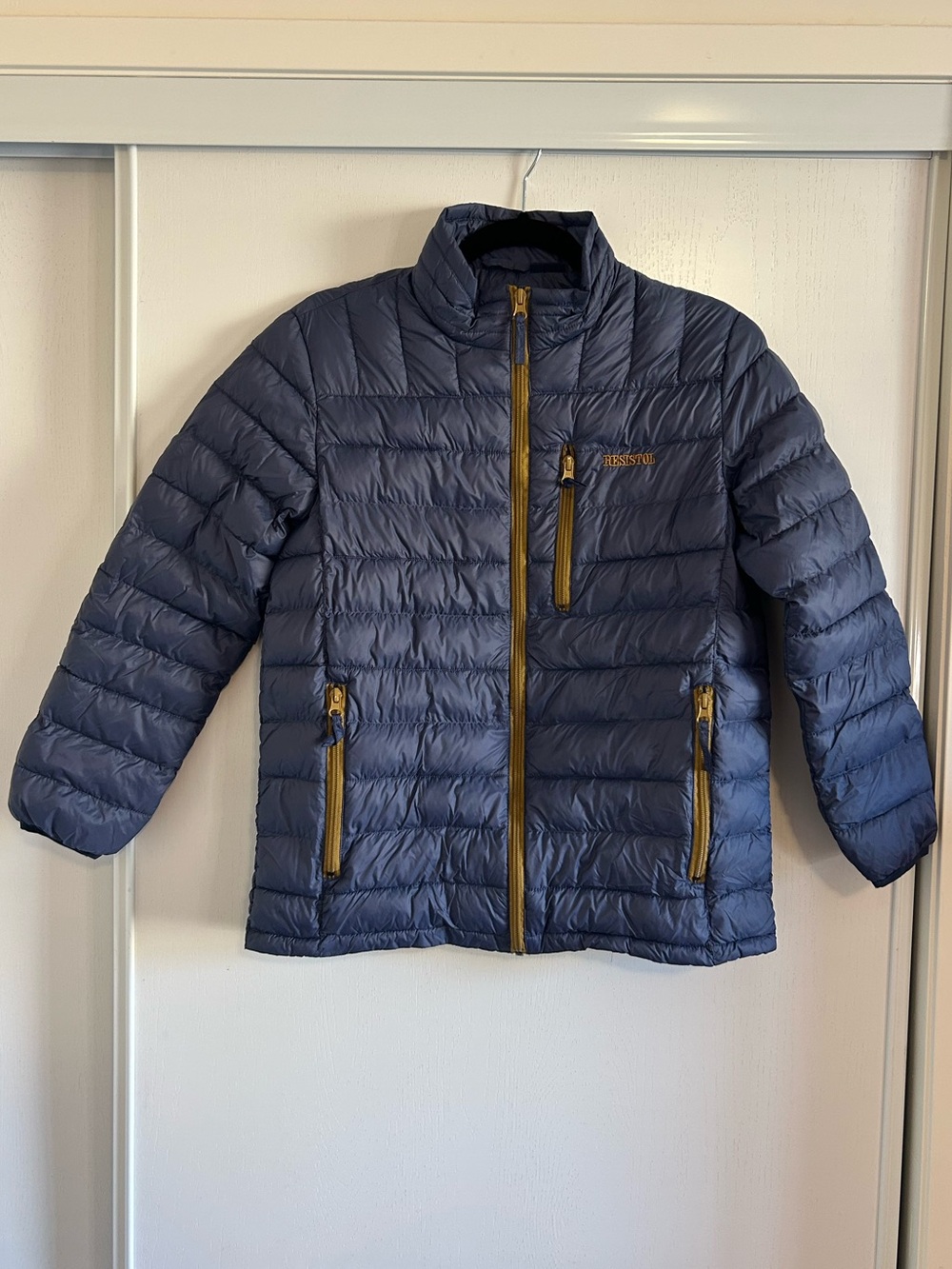 Navy Lightweight Puffer Jacket with Contrast Gold Zippers